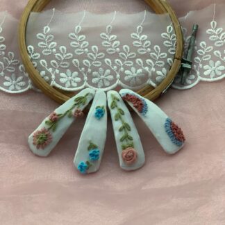hand embroidery floral clips